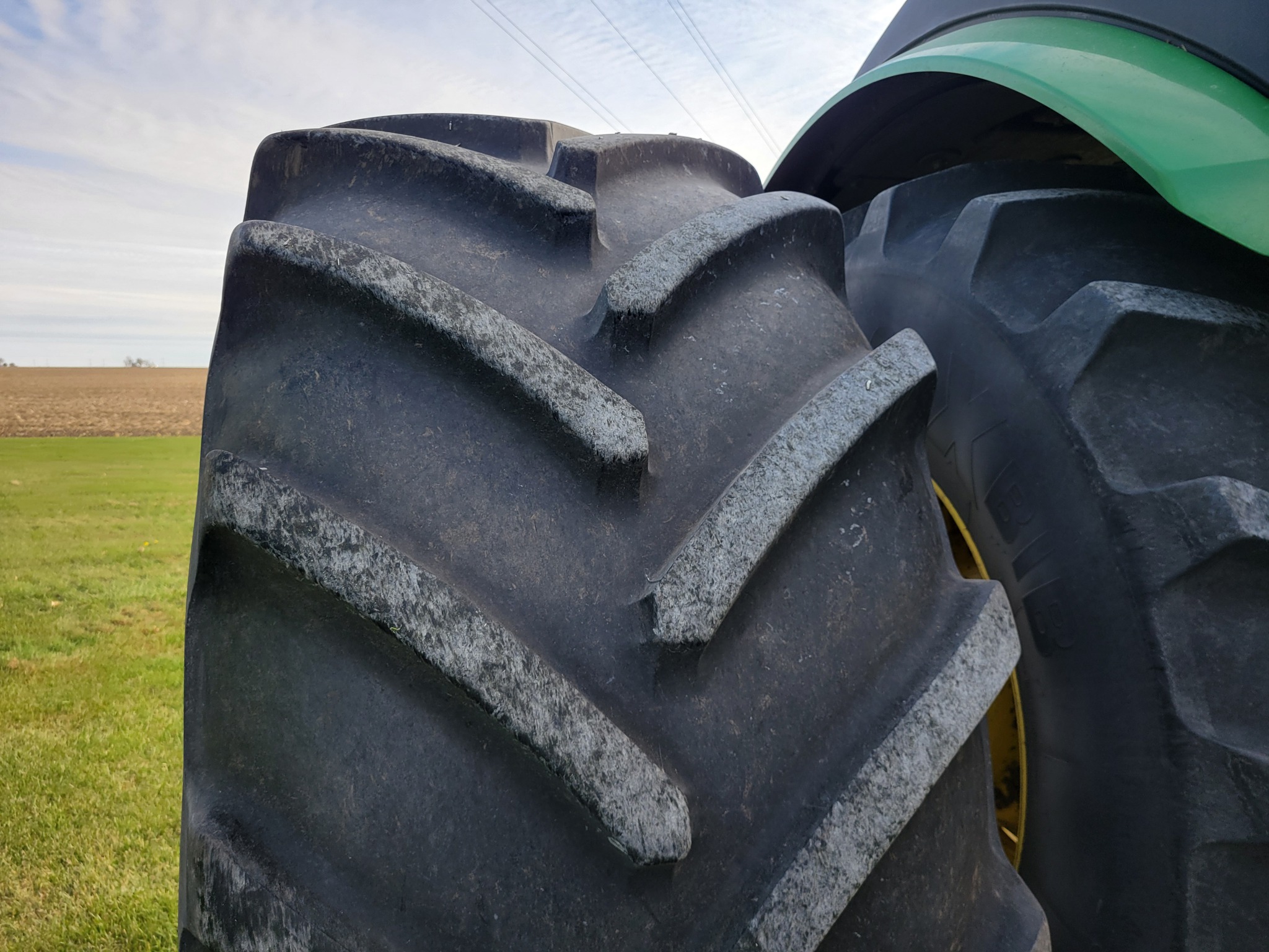  2018 John Deere 9520R at Heritage Tractor in Roanoke, IL