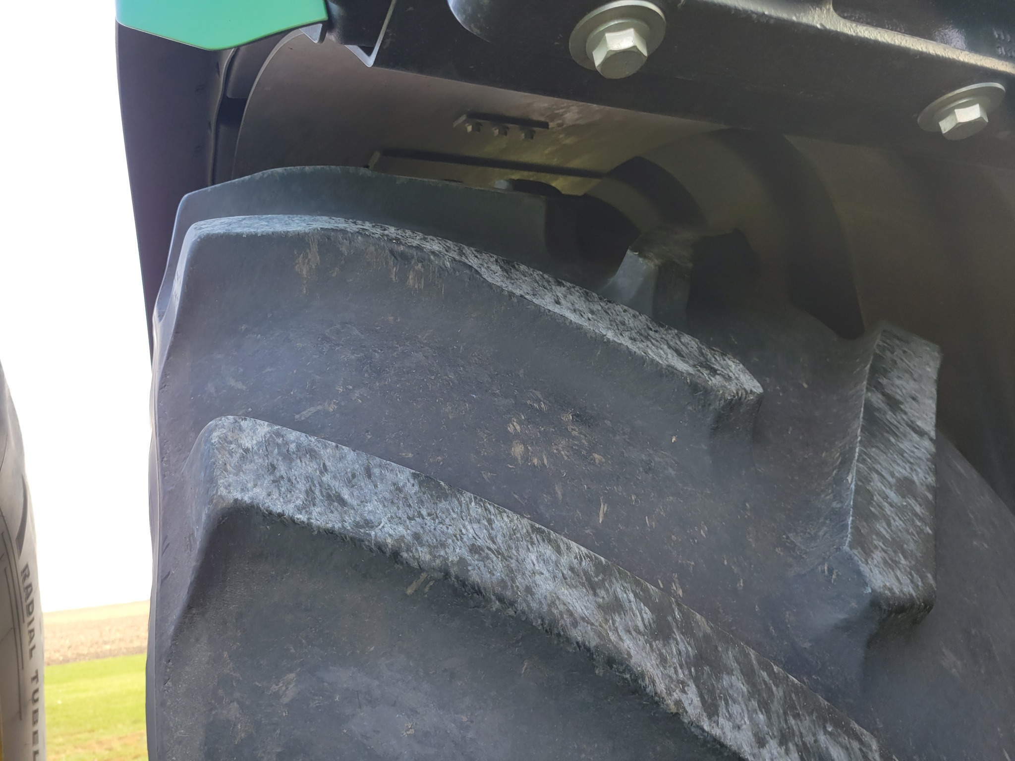  2018 John Deere 9520R at Heritage Tractor in Roanoke, IL