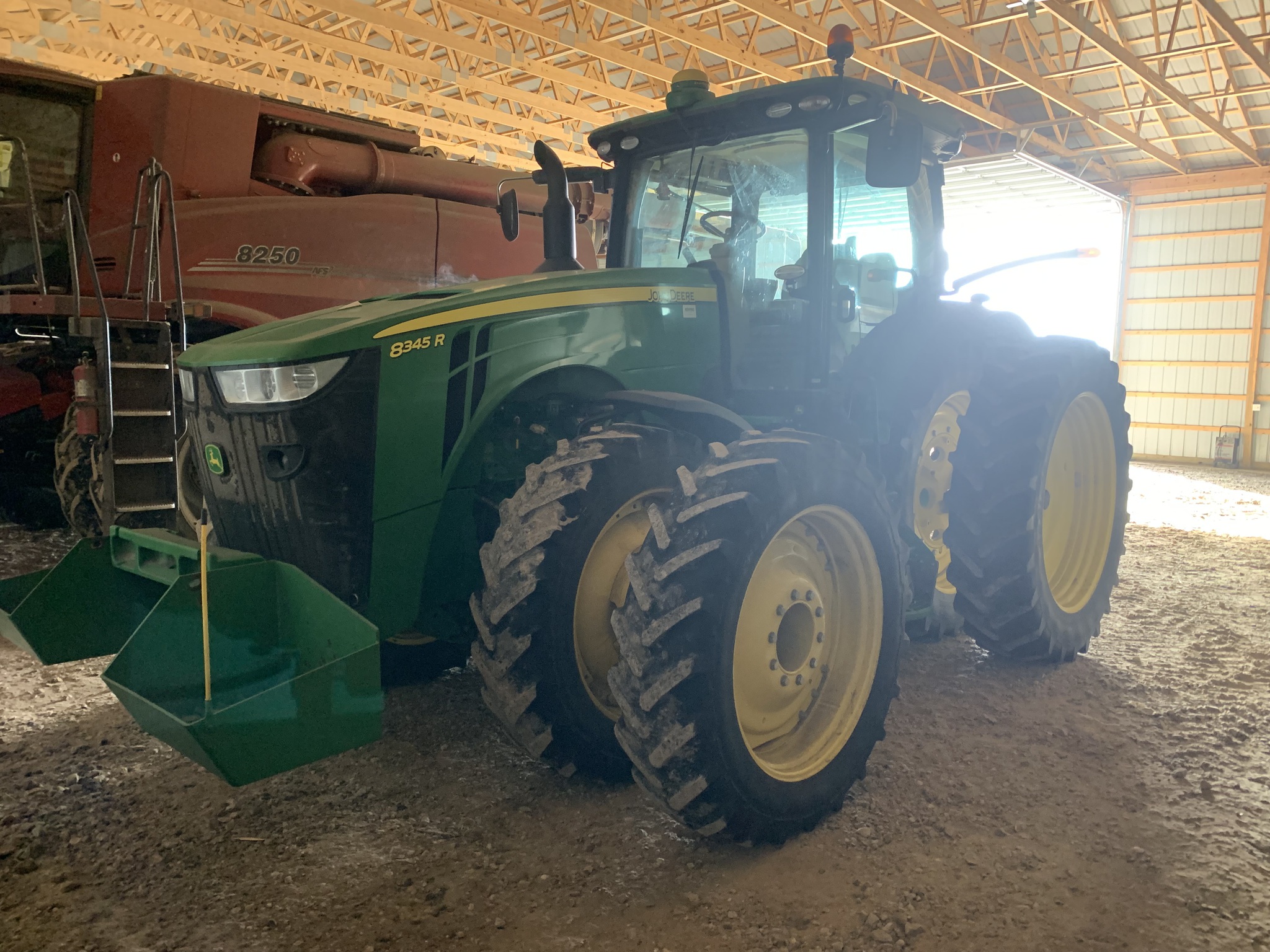 2014 John Deere 8345R Image 1
