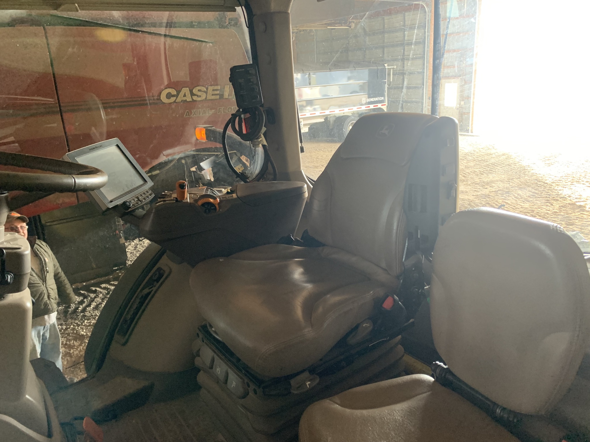 2014 John Deere 8345R Image 7