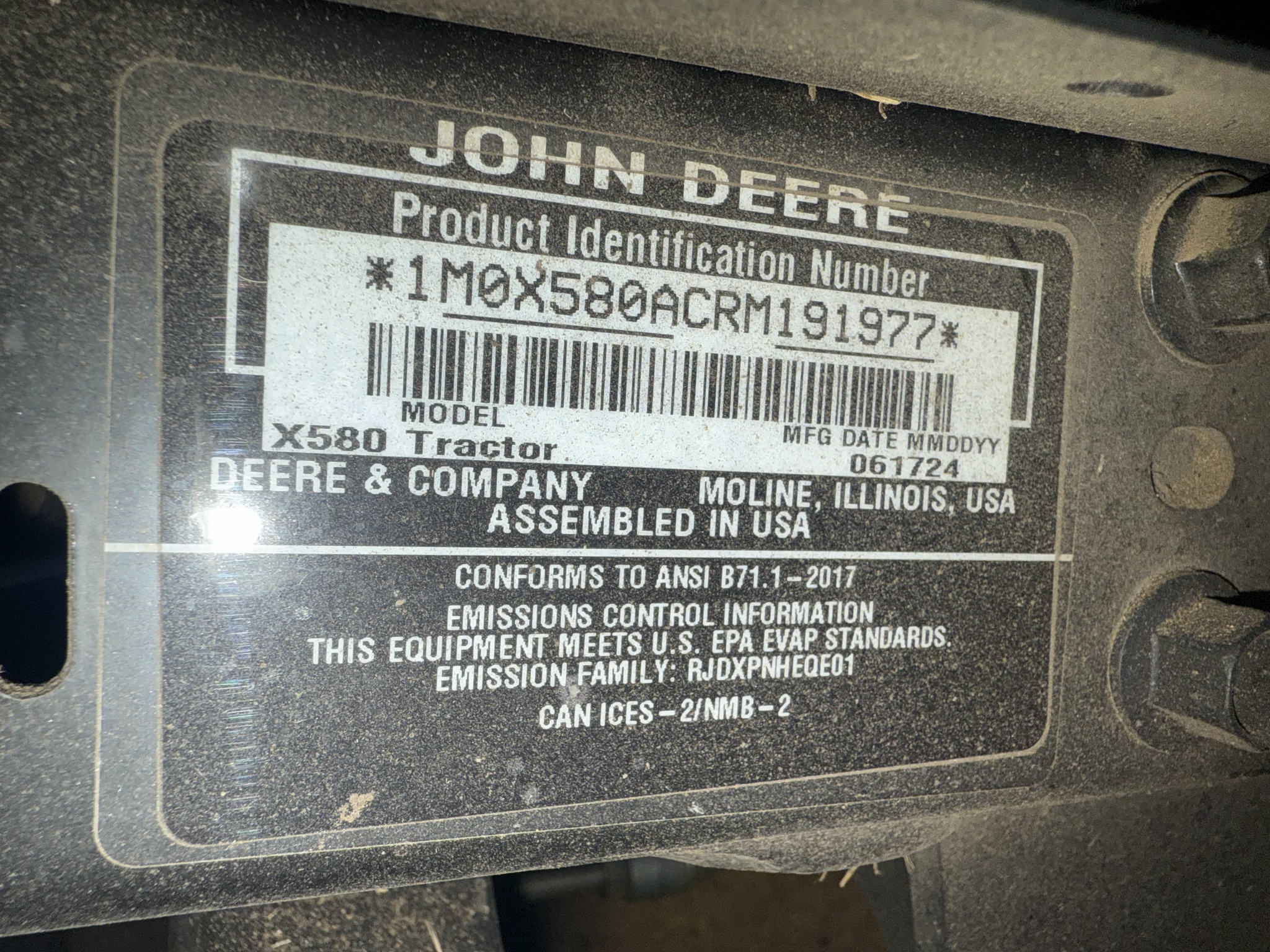 2024 John Deere X580 Image 2