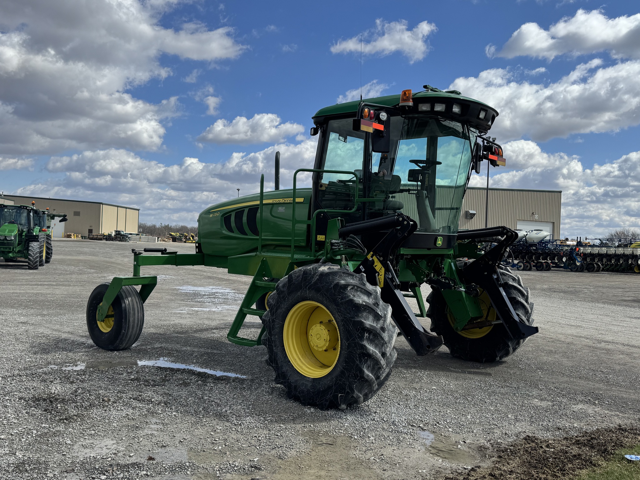2013 John Deere W150 Image 2