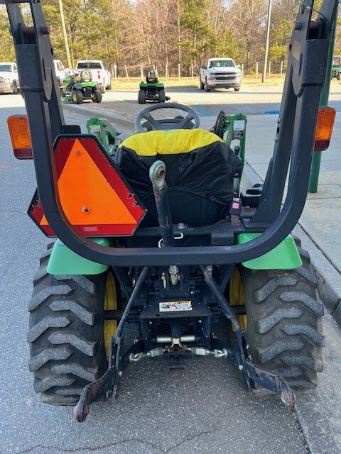 2006 John Deere 2320 Image 6