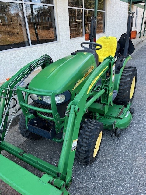 2006 John Deere 2320 Image 5