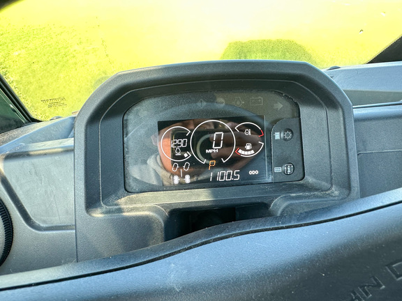 2025 John-Deere 875M