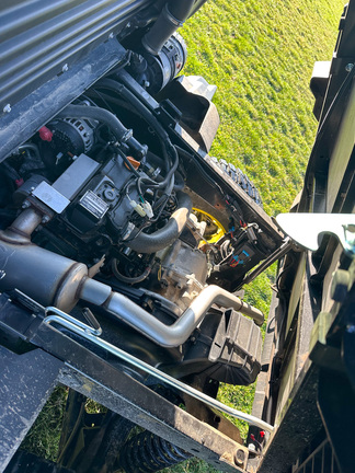 2025 John-Deere 875M