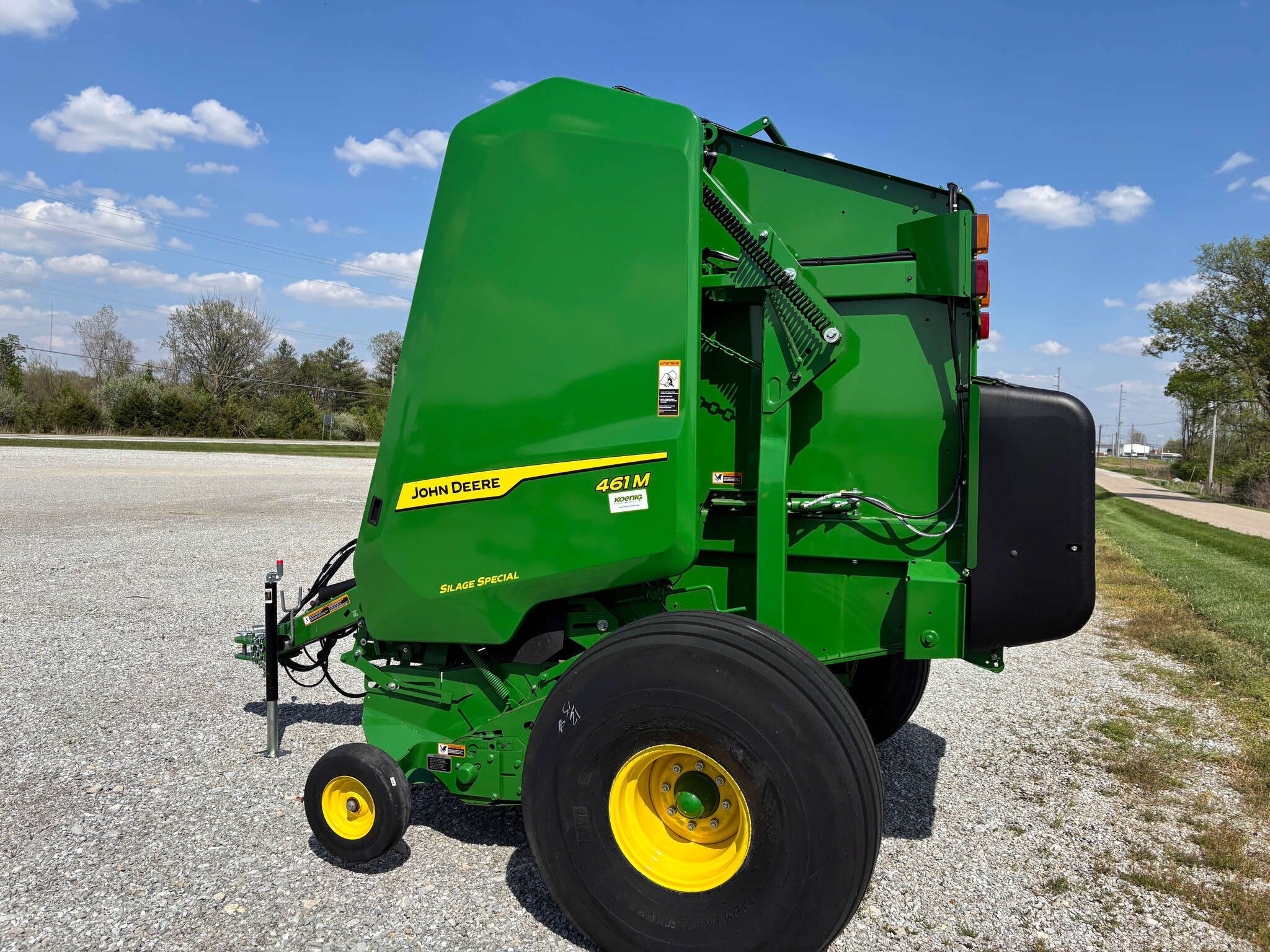 Used 2024 John Deere 461M Round Balers at Koenig Equipment in Richmond, IN - PhotoXL1