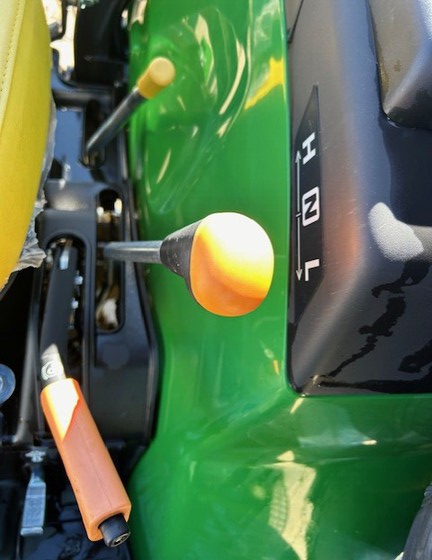 2023 John Deere 2038R (12th thumbnail)