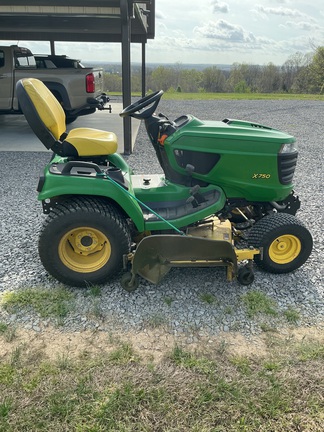 Photo of 2013 John Deere X750