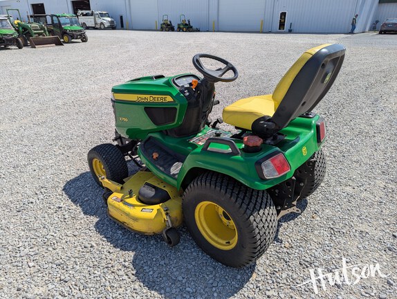 Photo of 2013 John Deere X750