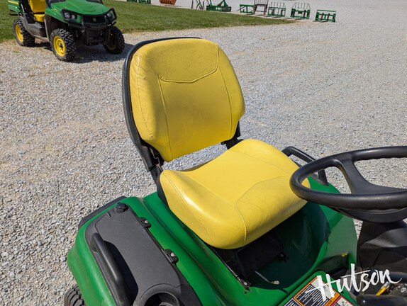 Photo of 2013 John Deere X750