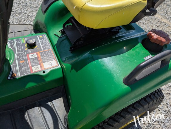 Photo of 2013 John Deere X750