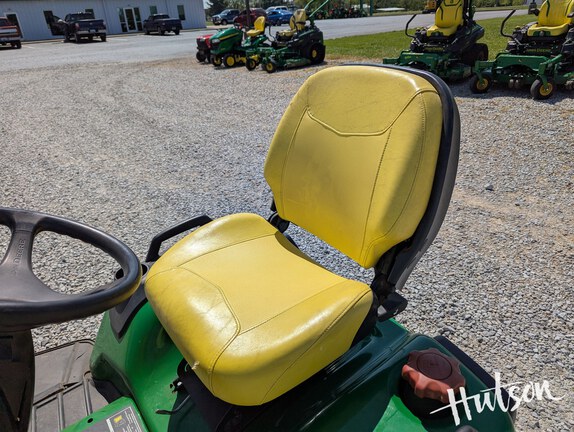 Photo of 2013 John Deere X750