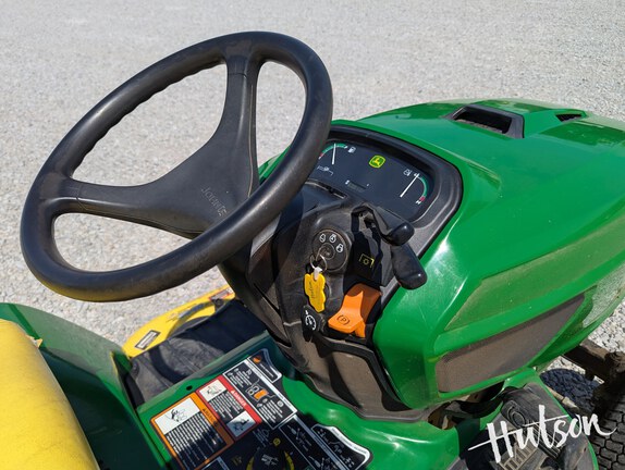 Photo of 2013 John Deere X750