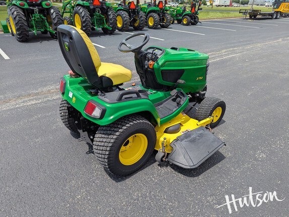Photo of 2013 John Deere X750