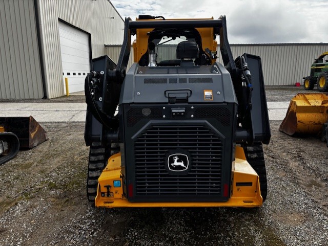 2024 John Deere 335 P Image 3