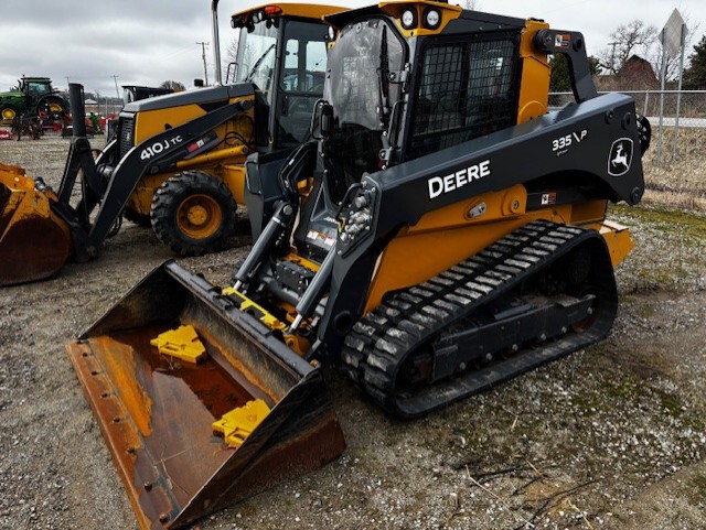 2024 John Deere 335 P Image 5