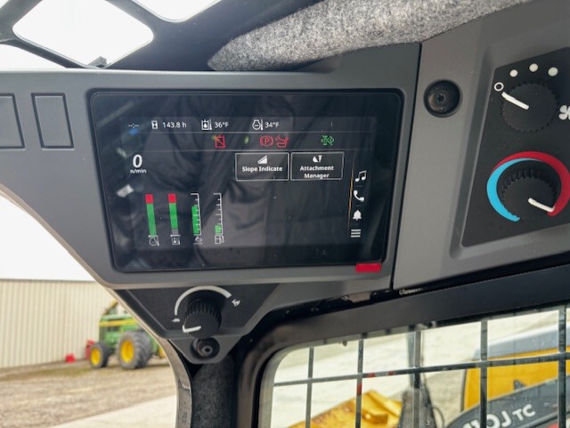 2024 John Deere 335 P Image 8