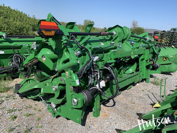 Photo of 2025 John Deere CF 12
