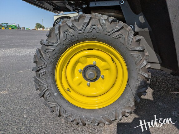 Photo of 2025 John Deere XUV 590M