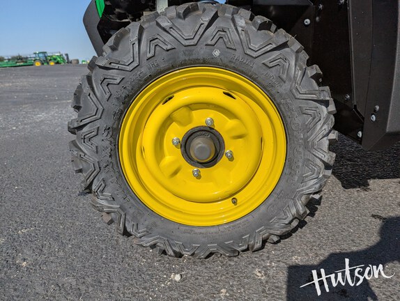 Photo of 2025 John Deere XUV 590M