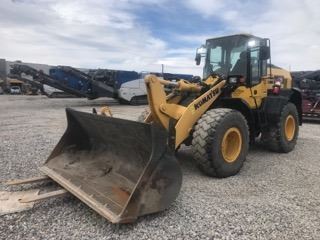 Photo of a  Komatsu WA270-8