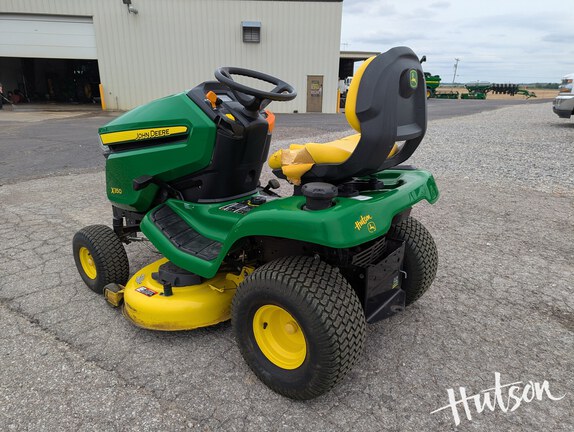 Photo of 2017 John Deere X350