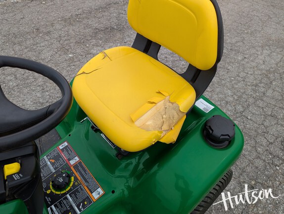 Photo of 2017 John Deere X350