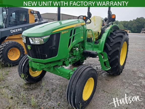Photo of 2025 John Deere 5060E