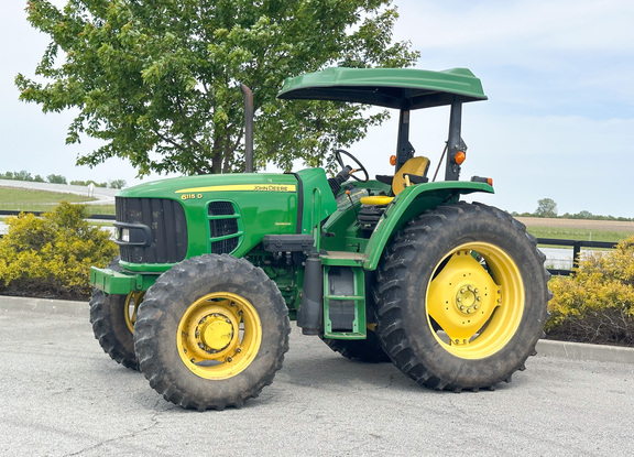 2012 John-Deere 6115D