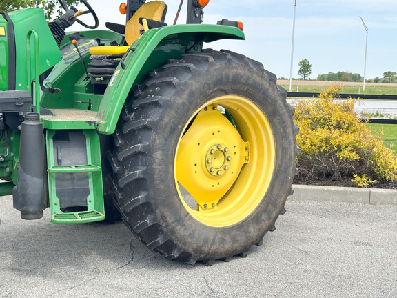 2012 John-Deere 6115D