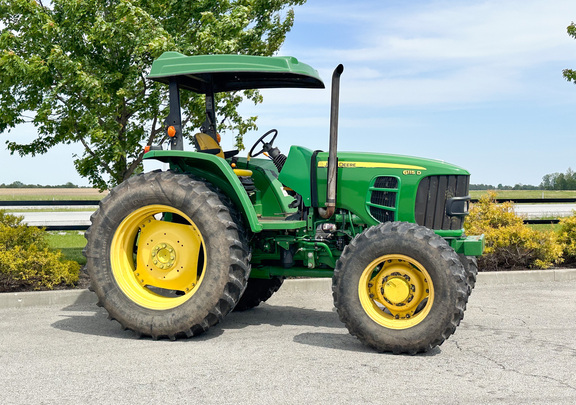 2012 John-Deere 6115D