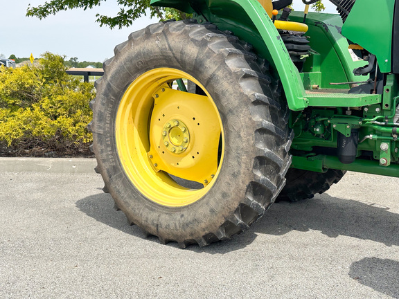 2012 John-Deere 6115D