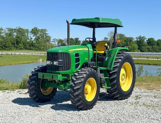 2012 John-Deere 6115D