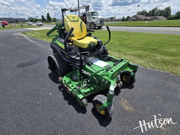 Photo of 2025 John Deere Z994R