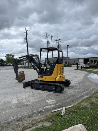 2021 John-Deere 35G