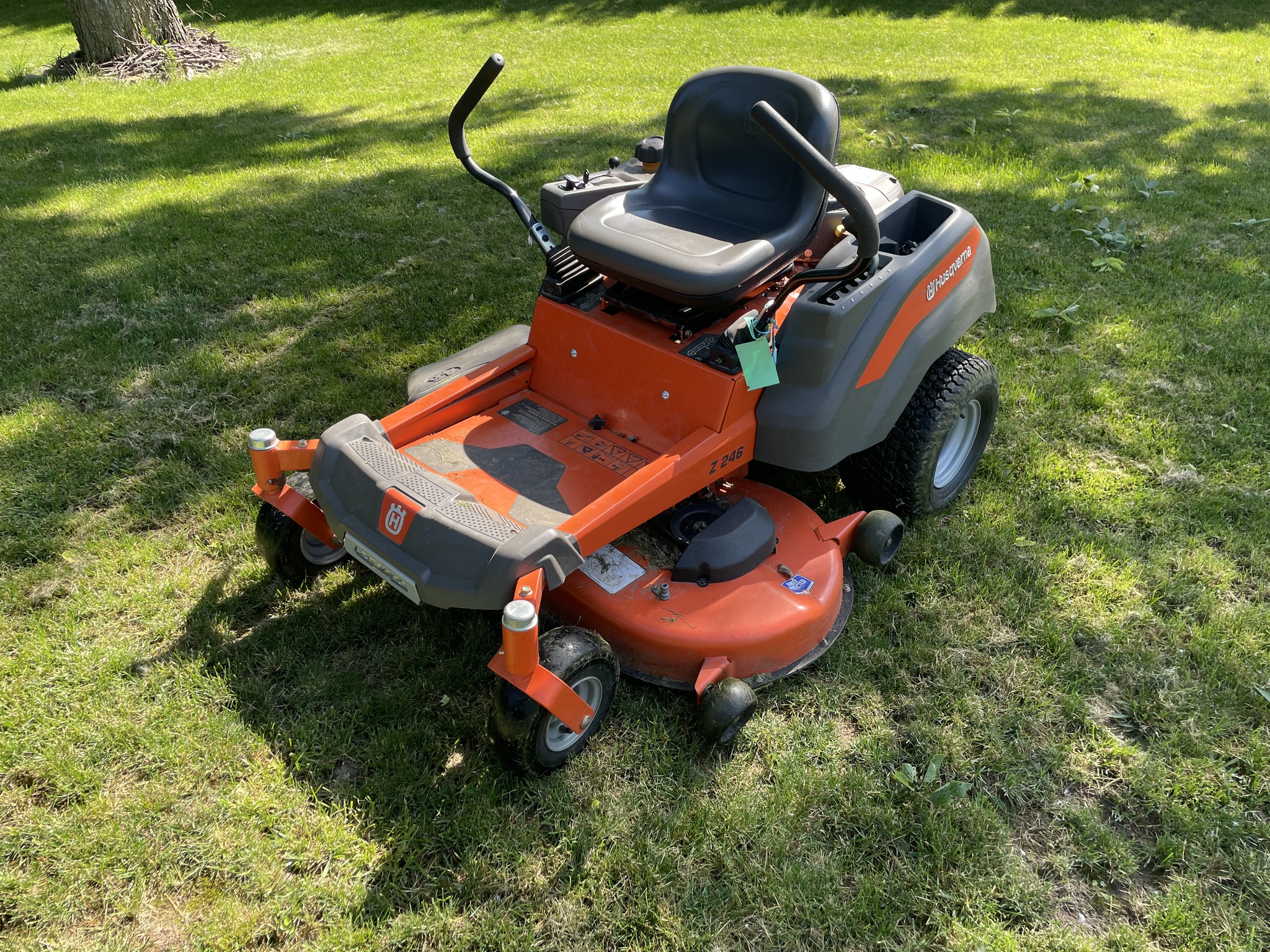 2015 Husqvarna RZ4620 Image 1