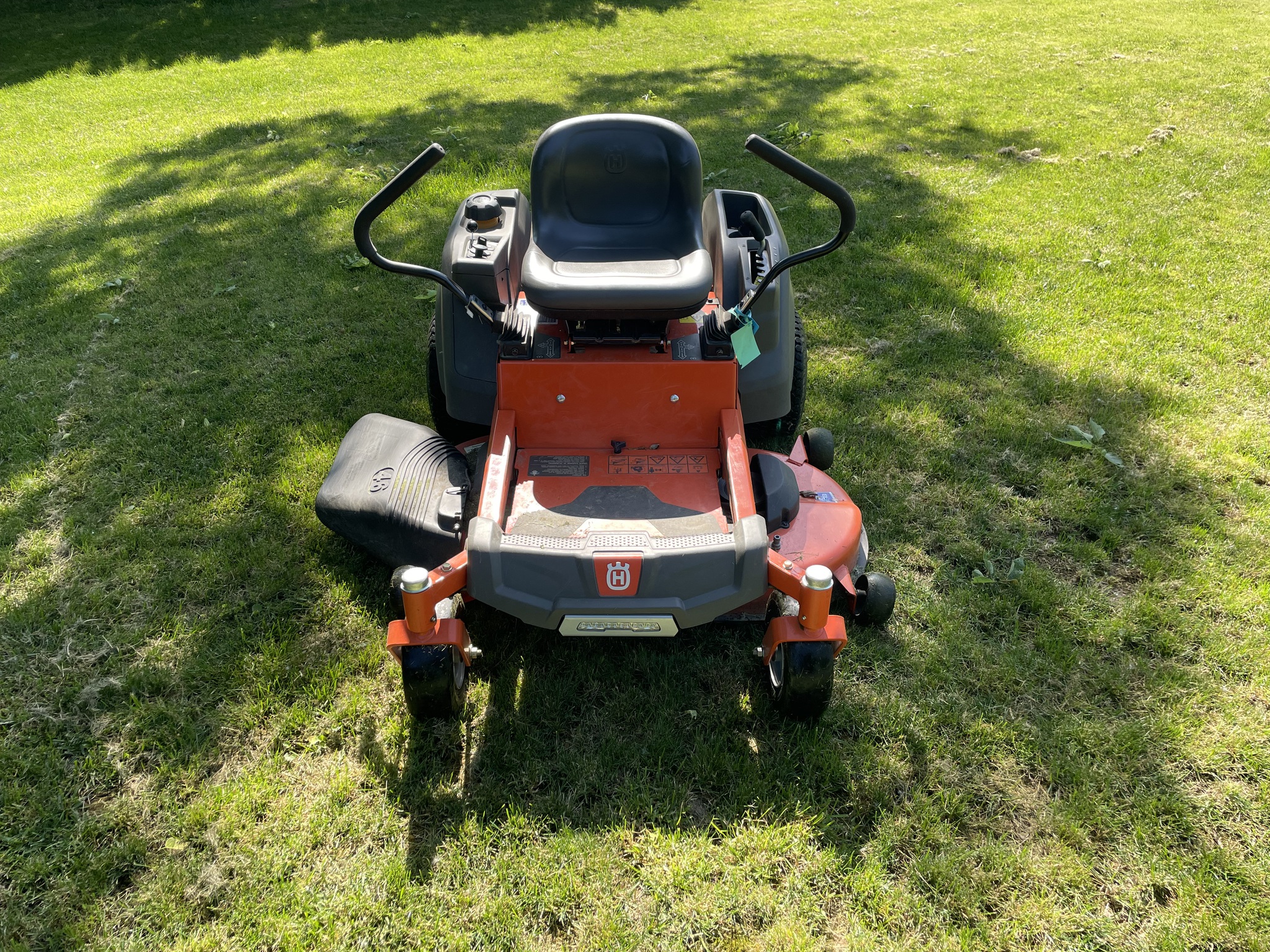 2015 Husqvarna RZ4620 Image 2