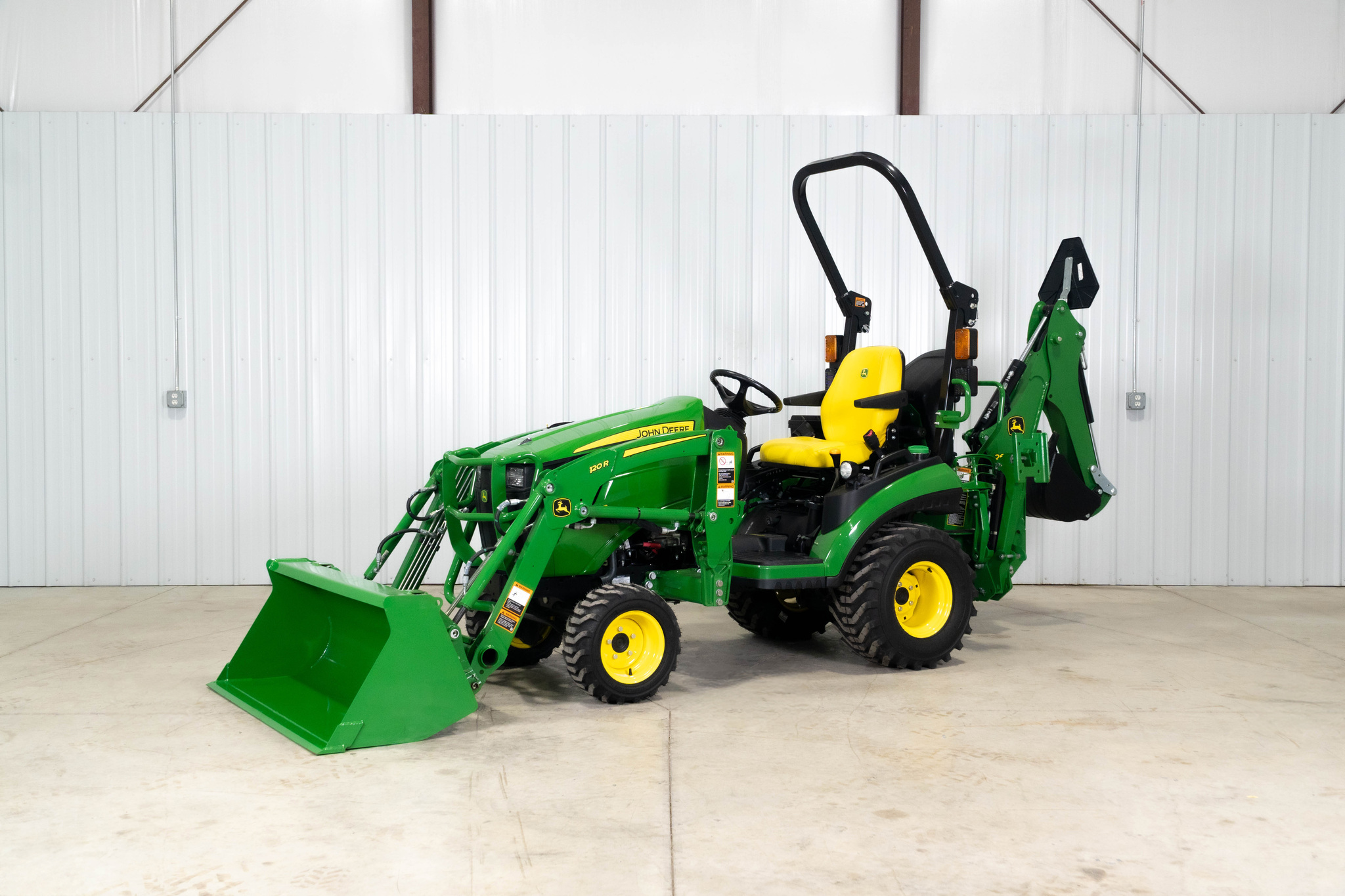 New In-Stock 2026 John Deere 1025R Compact Utility Tractors at Koenig Equipment in Amelia, OH - PhotoXL1