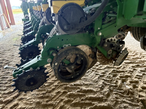 Photo of 2021 John Deere 1795