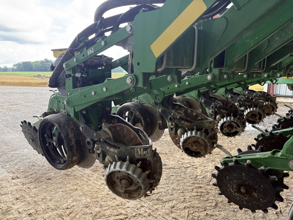 Photo of 2021 John Deere 1795