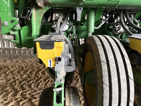 Photo of 2021 John Deere 1795