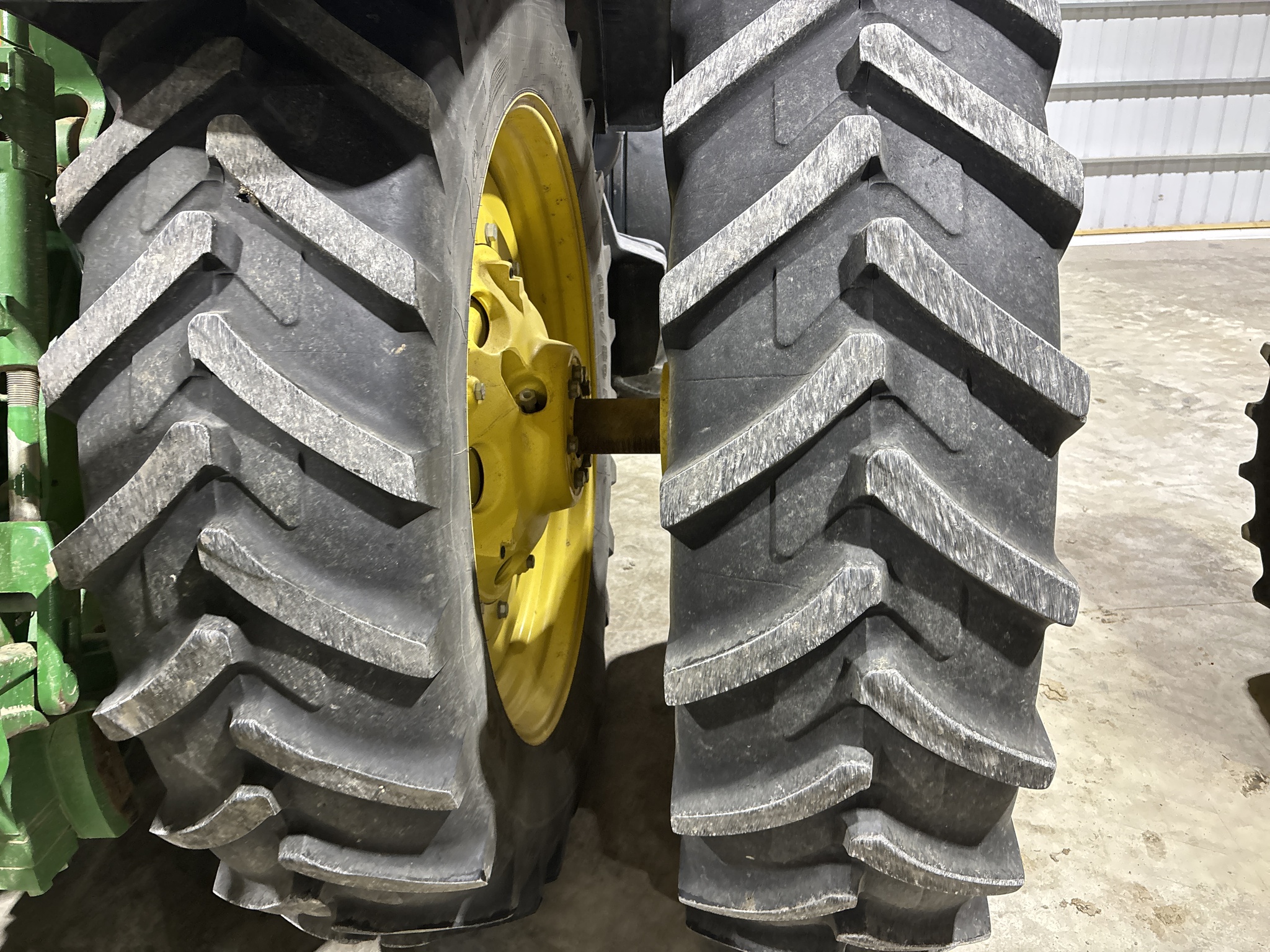 Used 2010 John Deere 8320R Row Crop Tractors at Koenig Equipment in Greenville, OH - PhotoXL14