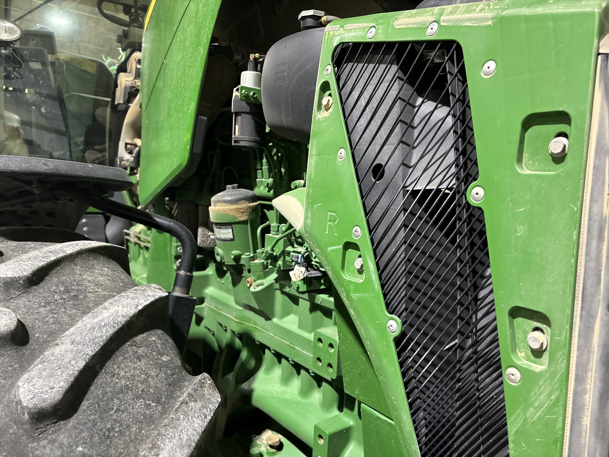 Used 2010 John Deere 8320R Row Crop Tractors at Koenig Equipment in Greenville, OH - PhotoXL22