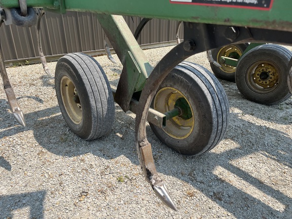1998 John Deere 680 - Photo10