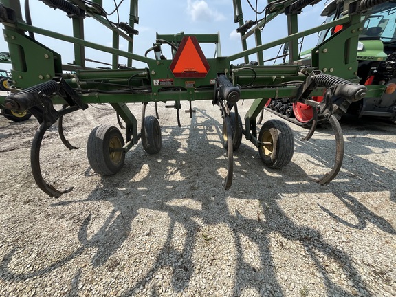 1998 John Deere 680 - Photo15
