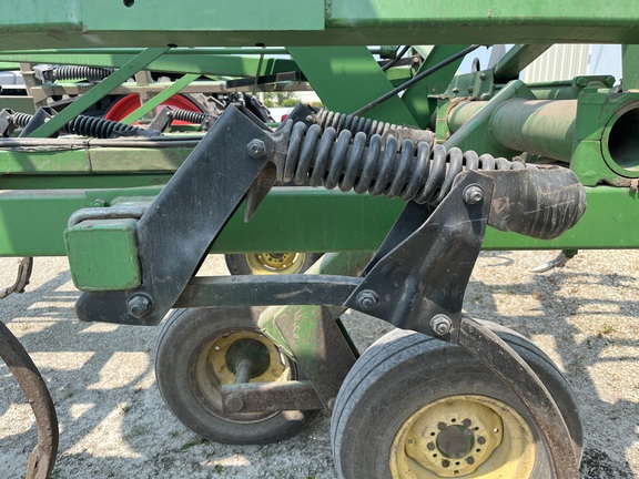 1998 John Deere 680 - Photo18
