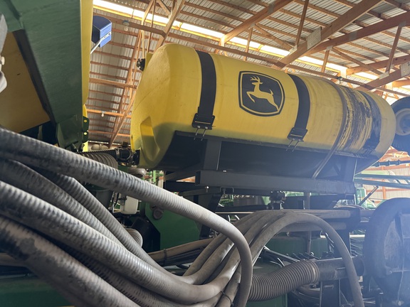 2011 John Deere DB44 - Photo15