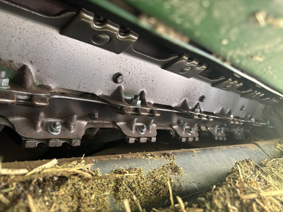 2012 John Deere S690
