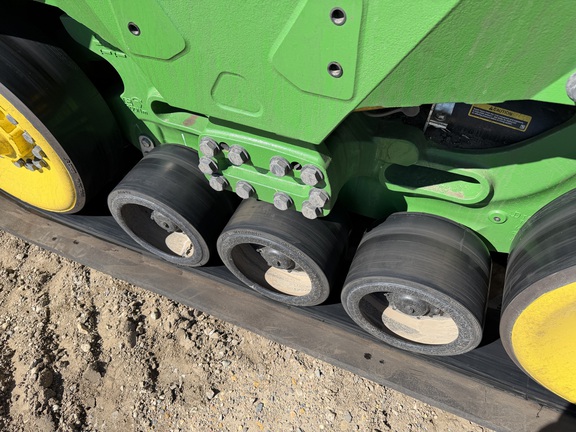 2025 John Deere 9RX 710 - Photo14